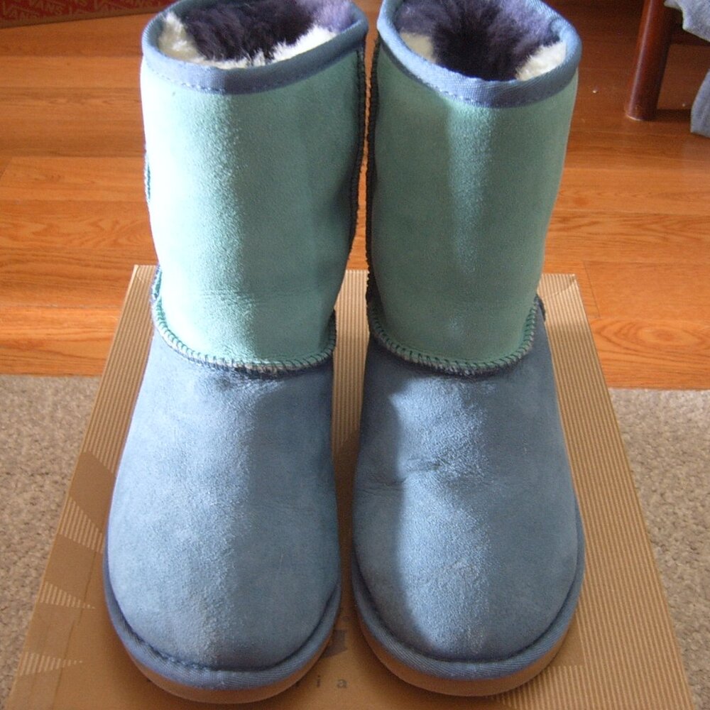 Lightly Used UGG Kids (Girls) Patchwork Boots sz 3 (also fits women sz 4 or 5)